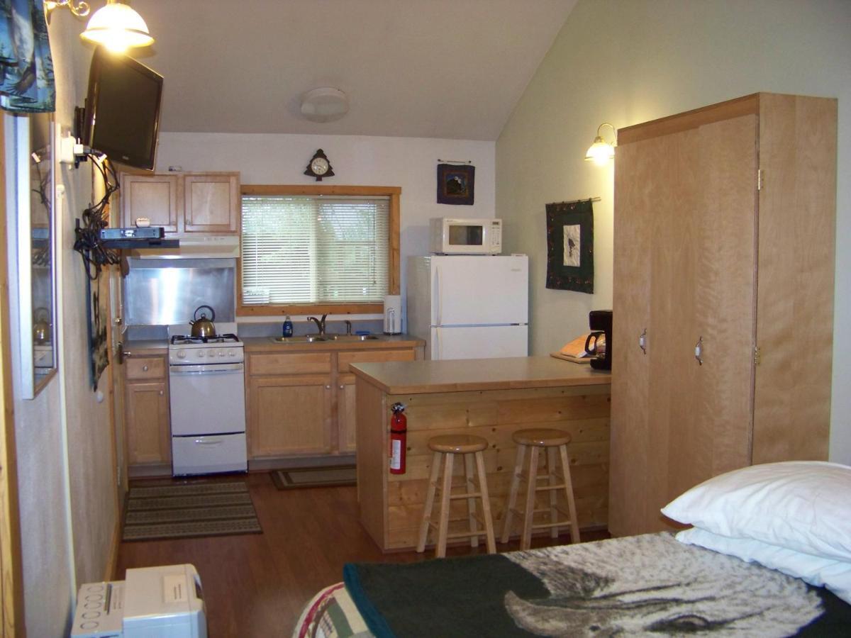 Box Canyon Cabins ซูเวิร์ด ภายนอก รูปภาพ