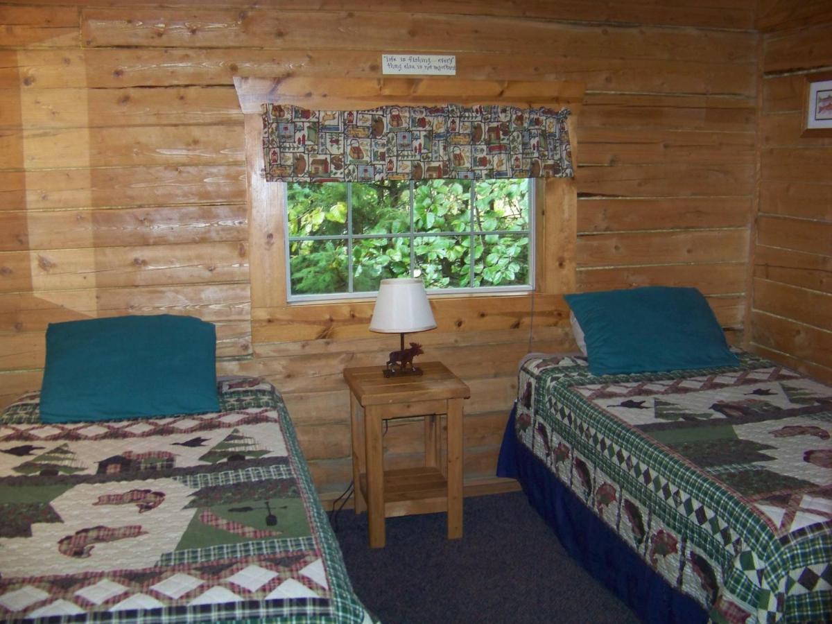 Box Canyon Cabins ซูเวิร์ด ภายนอก รูปภาพ